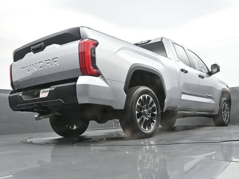 Used 2025 Toyota Tundra SR5 AWD/4WD image 25