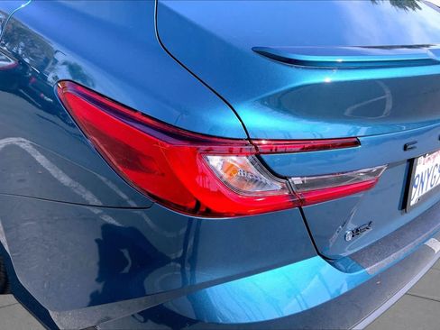 Used 2025 Toyota Camry SE FWD image 28