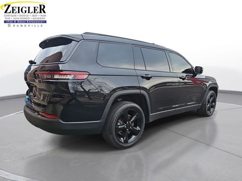 Used 2024 Jeep Grand Cherokee L Altitude image 5