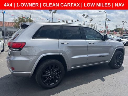 Used 2018 Jeep Grand Cherokee Altitude AWD/4WD image 6