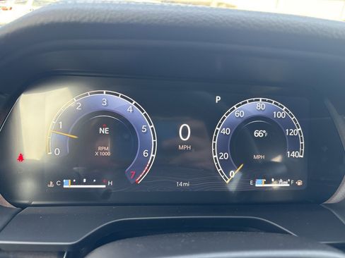 New 2025 Jeep Grand Cherokee L Limited image 12