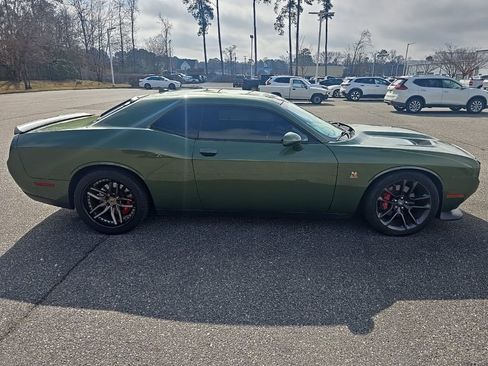 Used 2021 Dodge Challenger R/T Scat Pack w/ Plus Package image 4