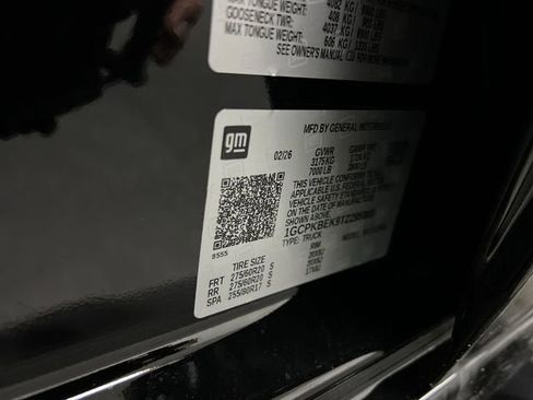 New 2026 Chevrolet Silverado 1500 Custom w/ Turbomax Blackout Package AWD/4WD image 32