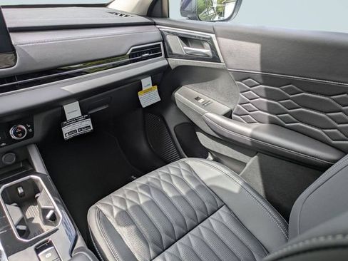 New 2026 Mitsubishi Outlander SEL FWD image 19