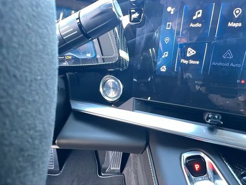 New 2025 Chevrolet Corvette Stingray Premium Cpe w/ Z51 Performance Package image 17