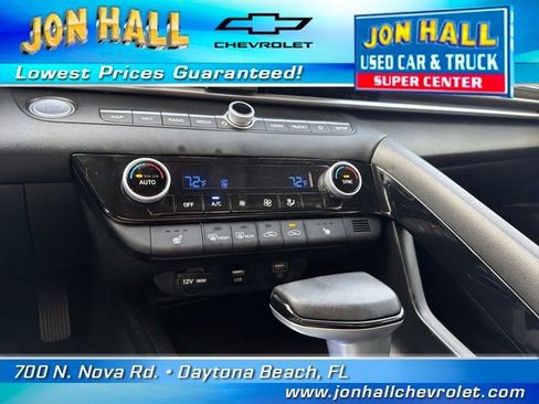 Used 2023 Hyundai Elantra Limited image 27