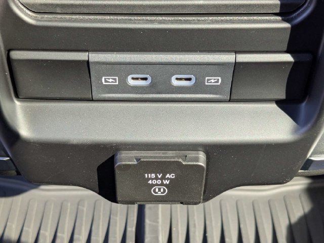 New 2026 RAM 3500 Big Horn AWD/4WD image 15