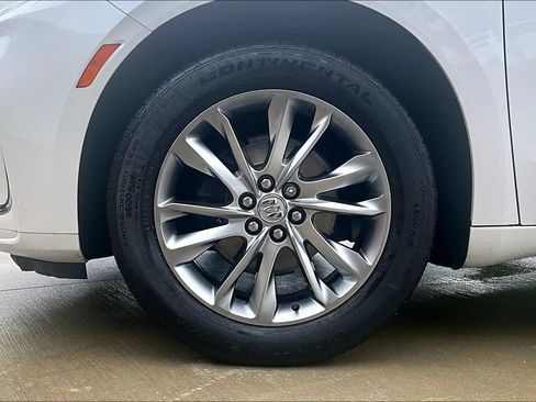 Used 2023 Buick Enclave Avenir w/ Avenir Technology Package FWD image 11