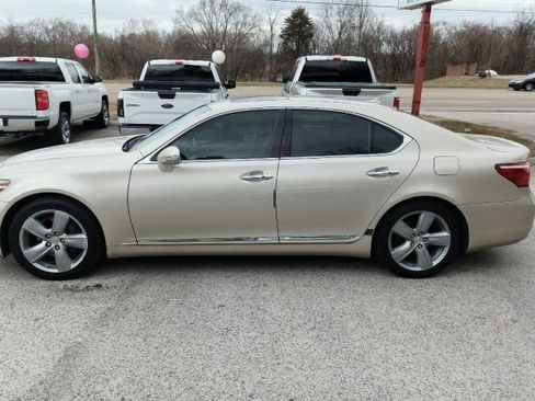 Used 2010 Lexus LS 460 image 2