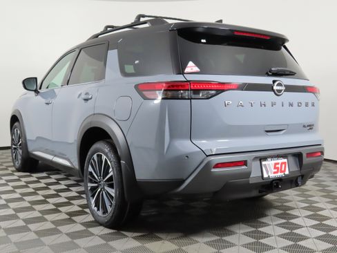 New 2026 Nissan Pathfinder Platinum image 16