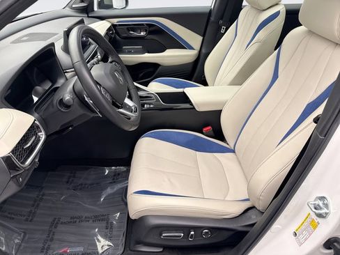 Used 2025 Acura ADX A-Spec image 11