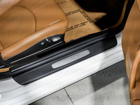 Used 2012 Porsche 911 Carrera 4S image 24