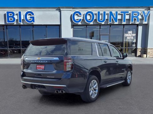 Used 2023 Chevrolet Suburban Premier AWD/4WD image 7