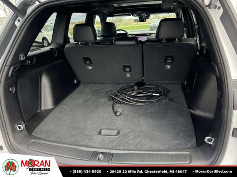 Used 2025 Jeep Grand Cherokee Limited 4xe AWD/4WD image 11