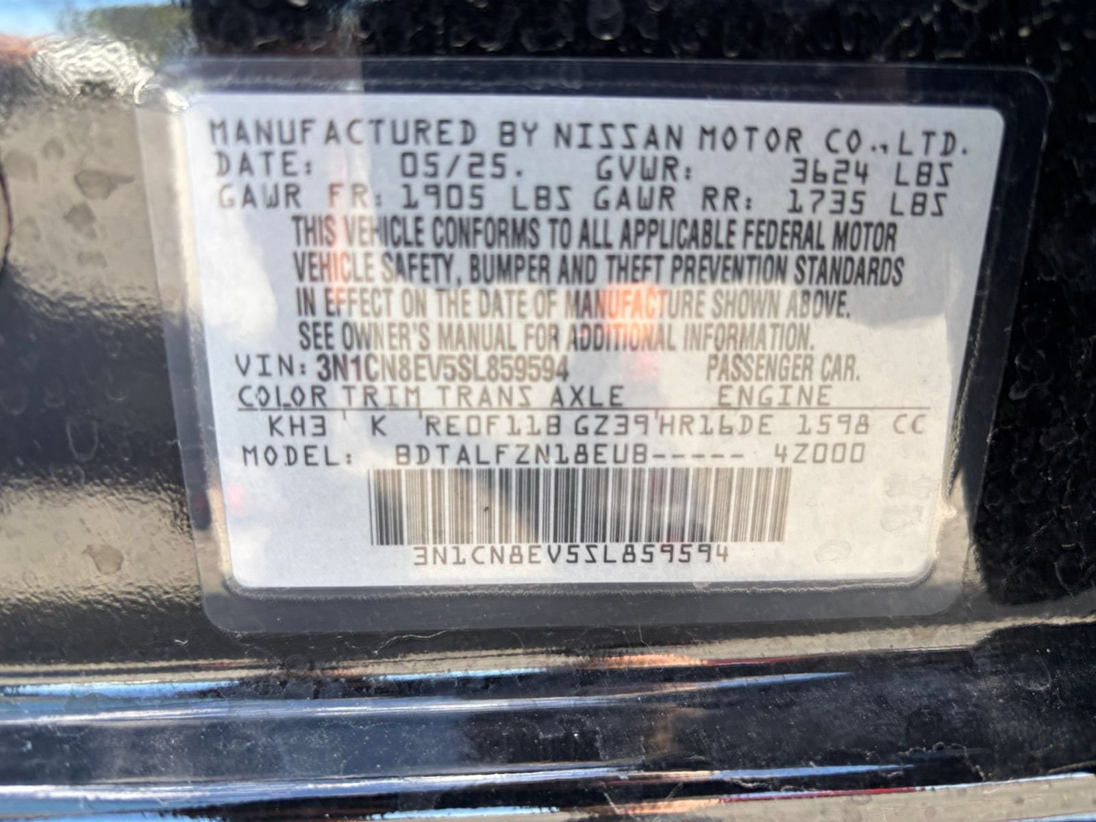 Used 2025 Nissan Versa SV FWD image 26