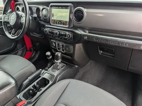 Used 2021 Jeep Wrangler Unlimited Sport AWD/4WD image 33