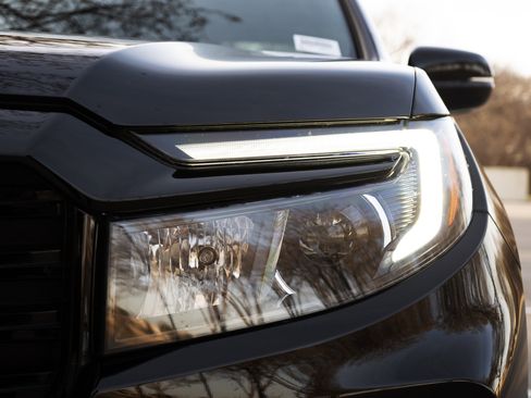 Used 2023 Honda Ridgeline Black Edition image 11