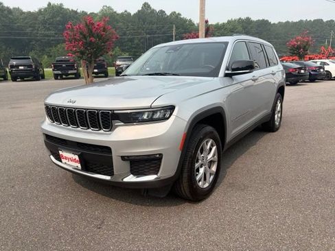 Used 2021 Jeep Grand Cherokee L Limited AWD/4WD image 8