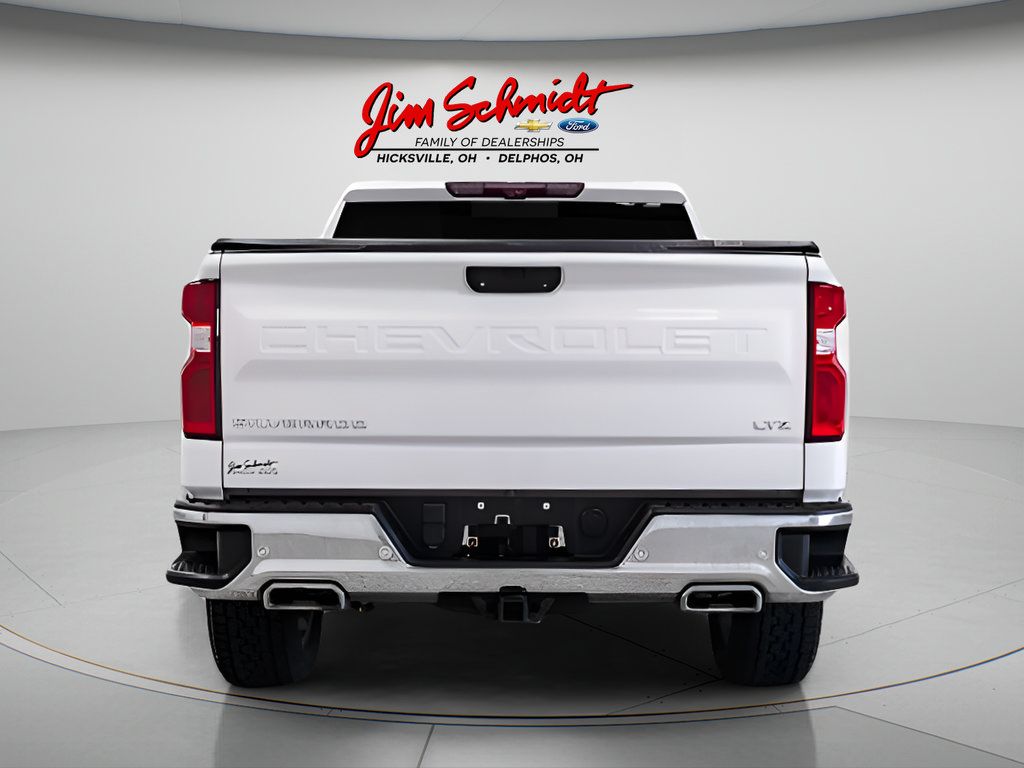 Used 2020 Chevrolet Silverado 1500 LTZ w/ LTZ Premium Package AWD/4WD image 5