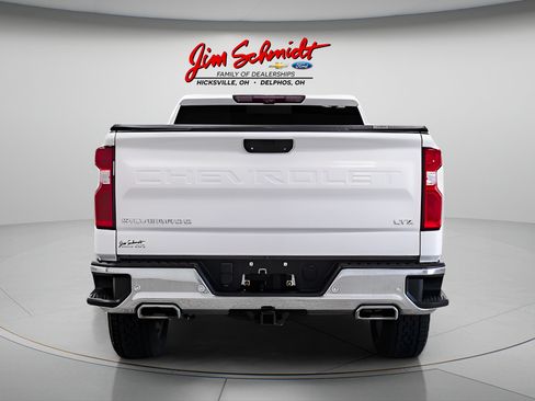 Used 2020 Chevrolet Silverado 1500 LTZ w/ LTZ Premium Package AWD/4WD image 5