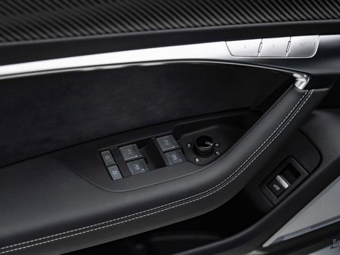 Used 2025 Audi RS 6 performance image 79