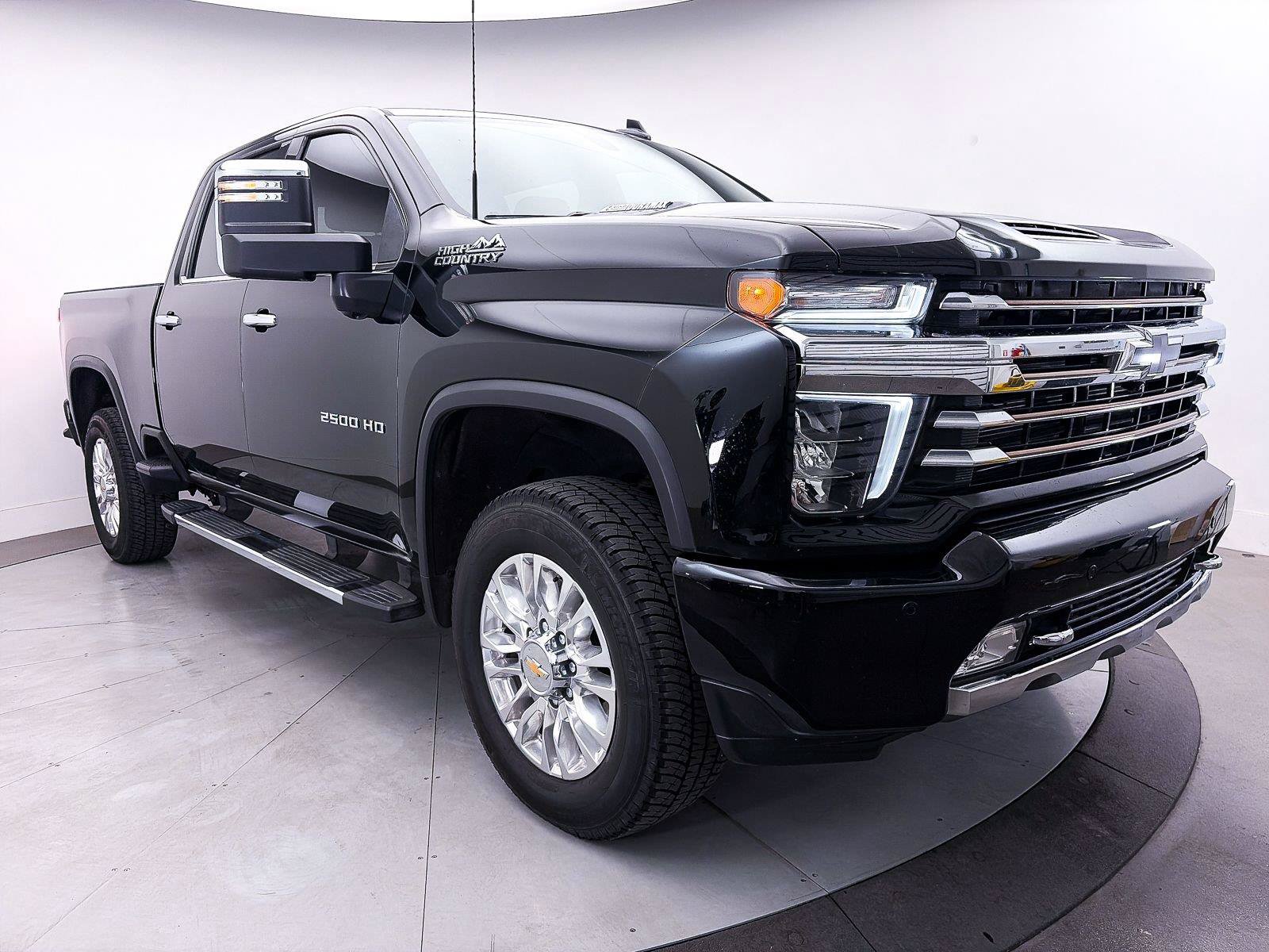 Used 2022 Chevrolet Silverado 2500 High Country AWD/4WD image 15