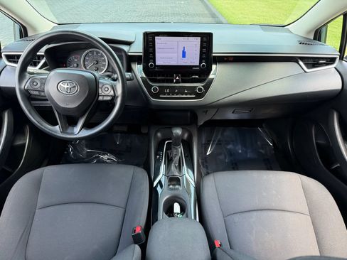 Used 2022 Toyota Corolla LE FWD image 13