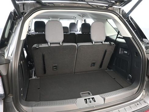 New 2025 Ford Explorer Active image 29