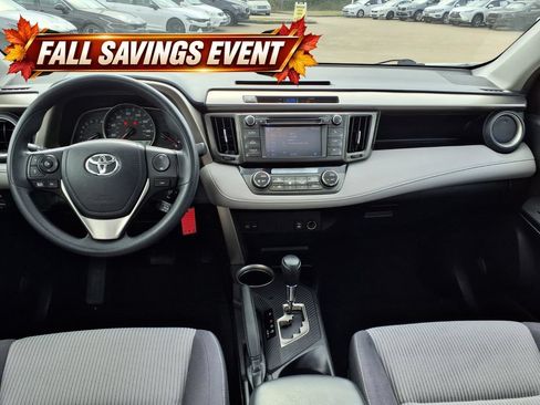 Used 2013 Toyota RAV4 XLE FWD image 9