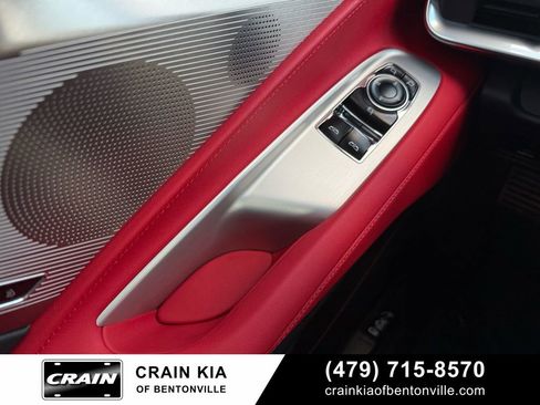 Used 2025 Chevrolet Corvette Stingray Preferred Cpe w/ 2LT image 10