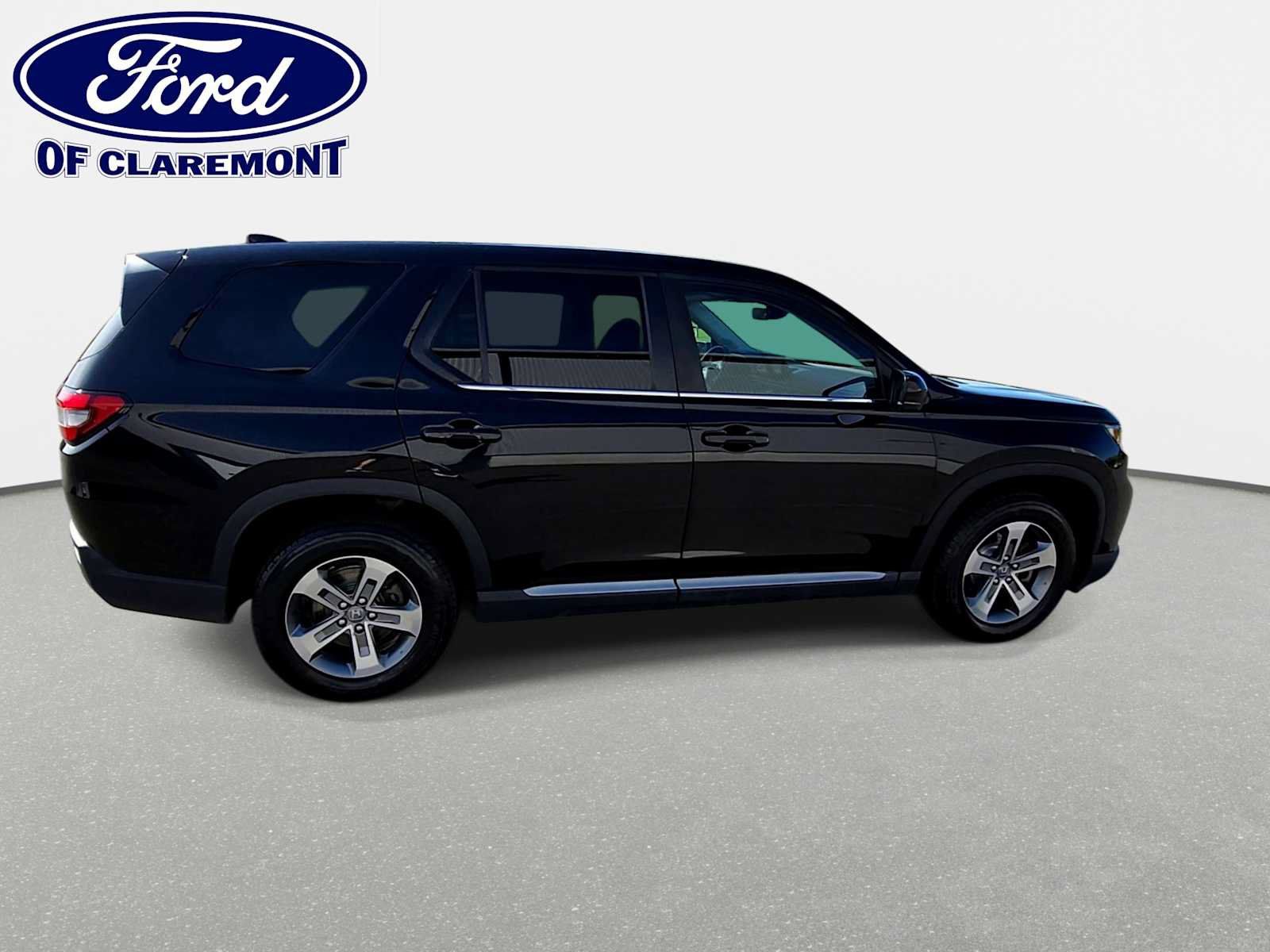 Used 2023 Honda Pilot EX-L image 8