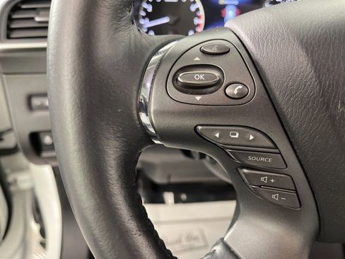 Used 2024 Nissan Murano Platinum w/ Cargo Package image 18