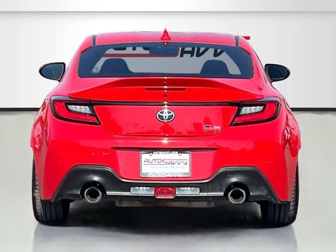 Used 2025 Toyota GR86 Premium RWD image 6