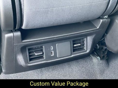 New 2025 Chevrolet Silverado 1500 Custom image 19