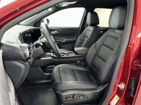 New 2026 Chevrolet Equinox LT w/ Convenience Package II AWD/4WD image 10