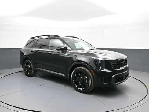 Certified 2025 Kia Sorento SX Prestige image 4