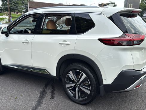 Certified 2023 Nissan Rogue Platinum AWD/4WD image 24