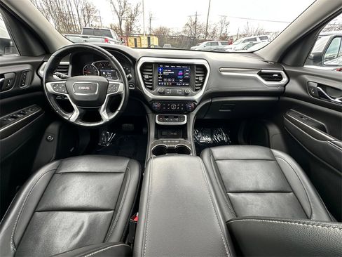 Used 2023 GMC Acadia SLT w/ Preferred Package image 22