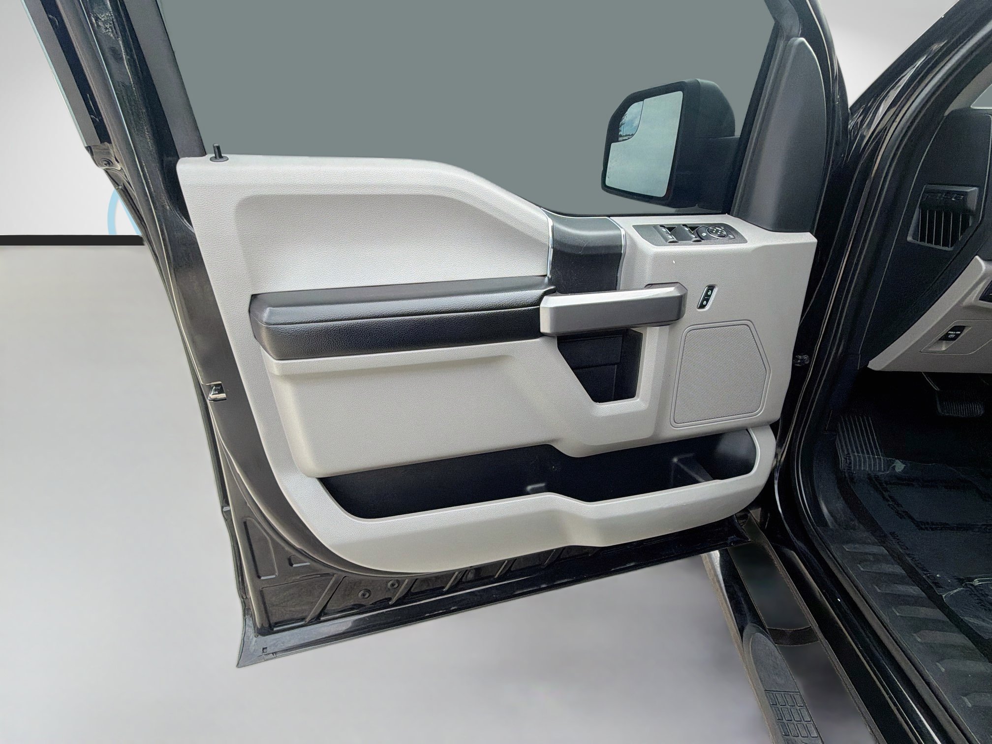 Used 2019 Ford F150 XLT AWD/4WD image 19