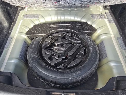 Used 2018 Chevrolet Malibu LS image 30