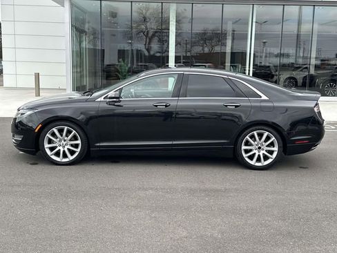 Used 2013 Lincoln MKZ image 8