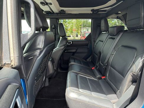 Used 2025 Ford Bronco Badlands AWD/4WD image 15