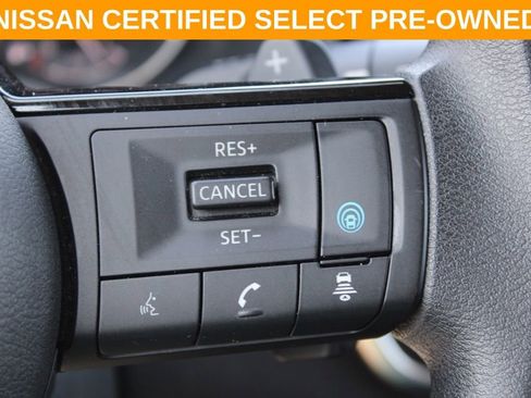 Certified 2023 Nissan Rogue SV image 30