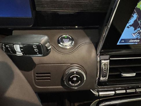 Used 2020 Lincoln Navigator Black Label AWD/4WD image 22