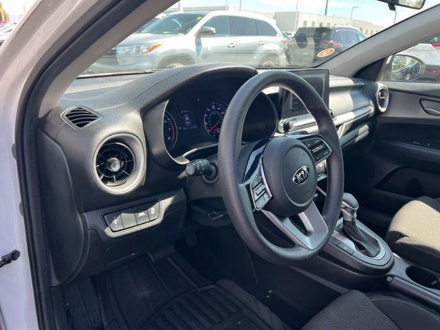 Used 2020 Kia Forte Sedan FWD image 9