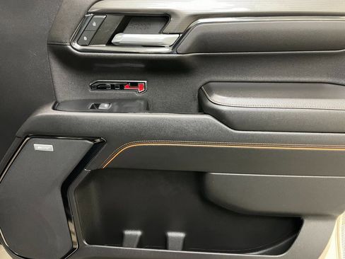 Certified 2022 GMC Sierra 1500 AT4 w/ AT4 Premium Package image 43