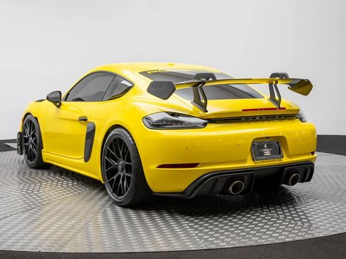 Used 2024 Porsche 718 Cayman GT4 RS image 4