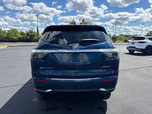 Used 2023 Buick Enclave Avenir w/ Avenir Technology Package AWD/4WD image 6