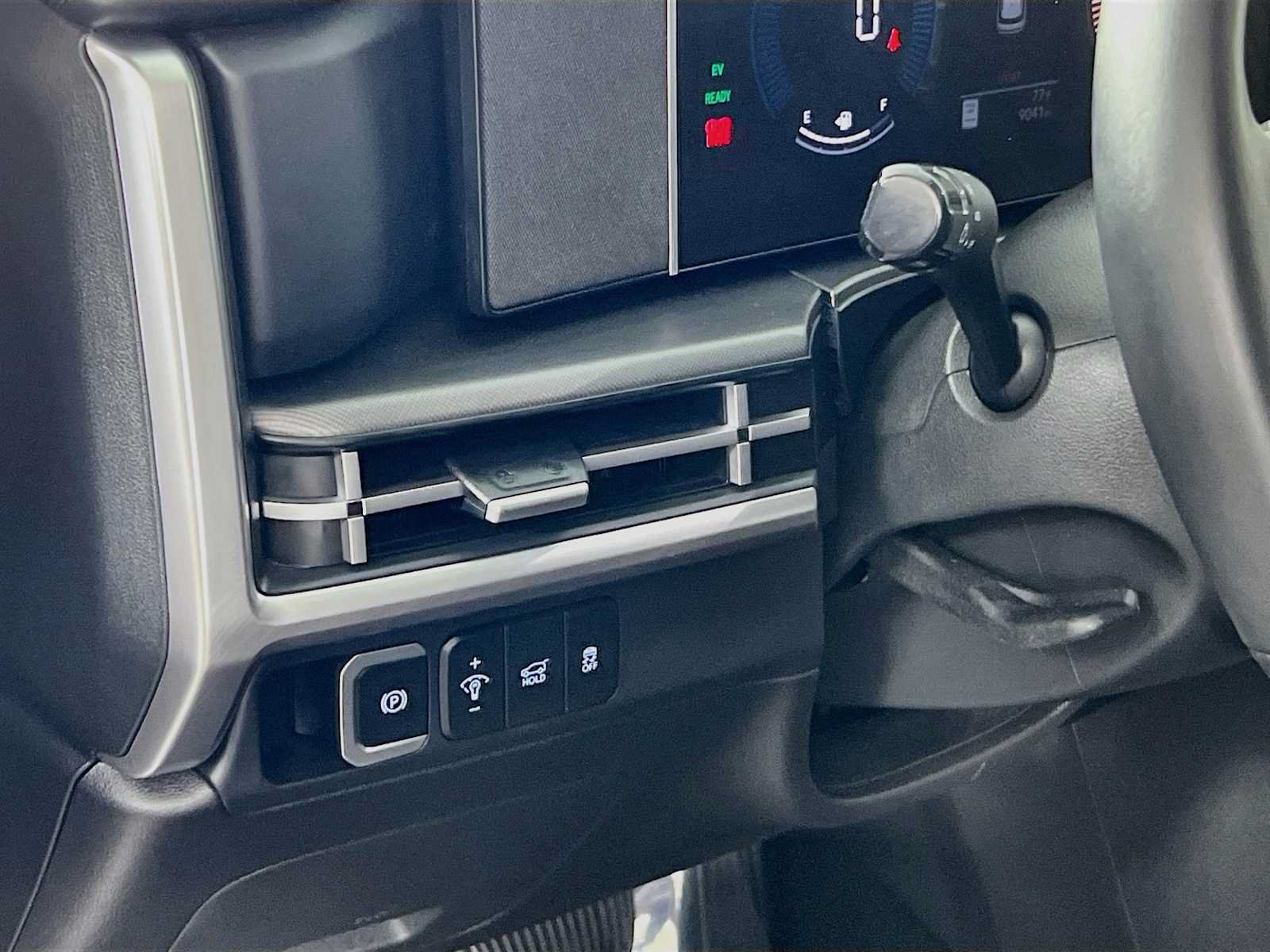 Certified 2026 Hyundai Santa Fe SE AWD/4WD image 10