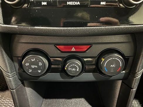 Used 2018 Subaru Impreza 2.0i Premium AWD/4WD image 35